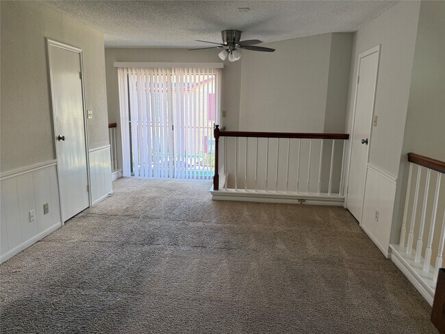 Building Photo - 2120 El Paseo St