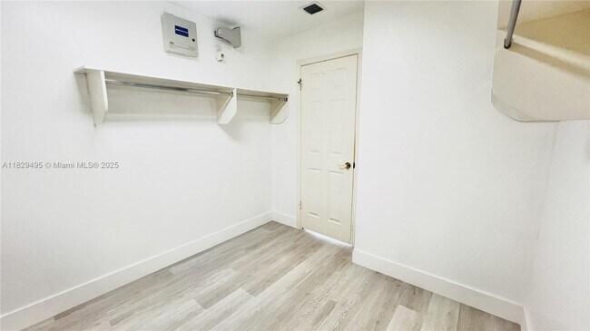 Building Photo - 14730 SW 132nd Ct