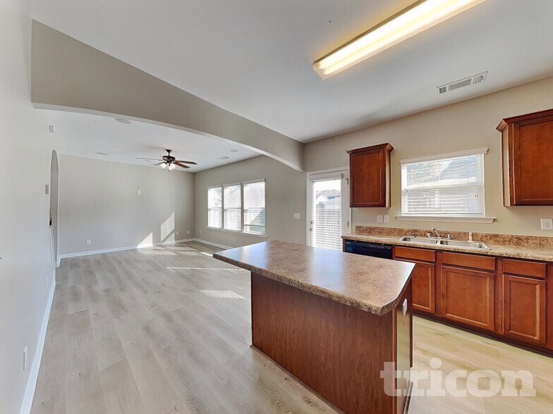 Building Photo - 287 Highland Falls Blvd