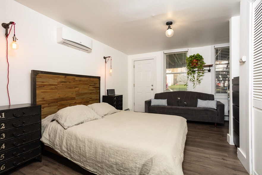 Building Photo - 509 Palisade Ave