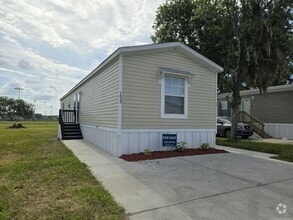 Building Photo - 7035 Greenbrier Village Dr