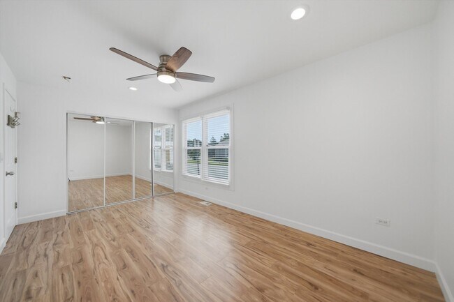 Building Photo - 1046 Hampton Harbor