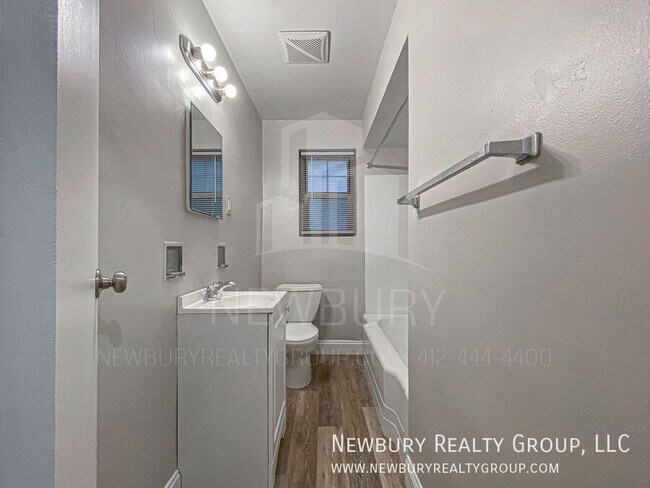 Building Photo - 313 San Juan Dr