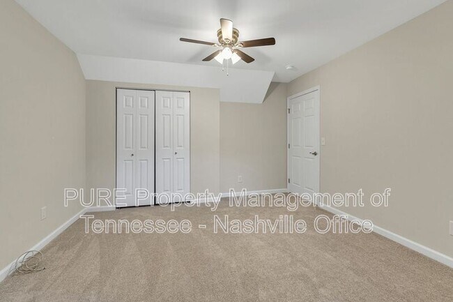 Building Photo - 723 Holland Ridge Dr