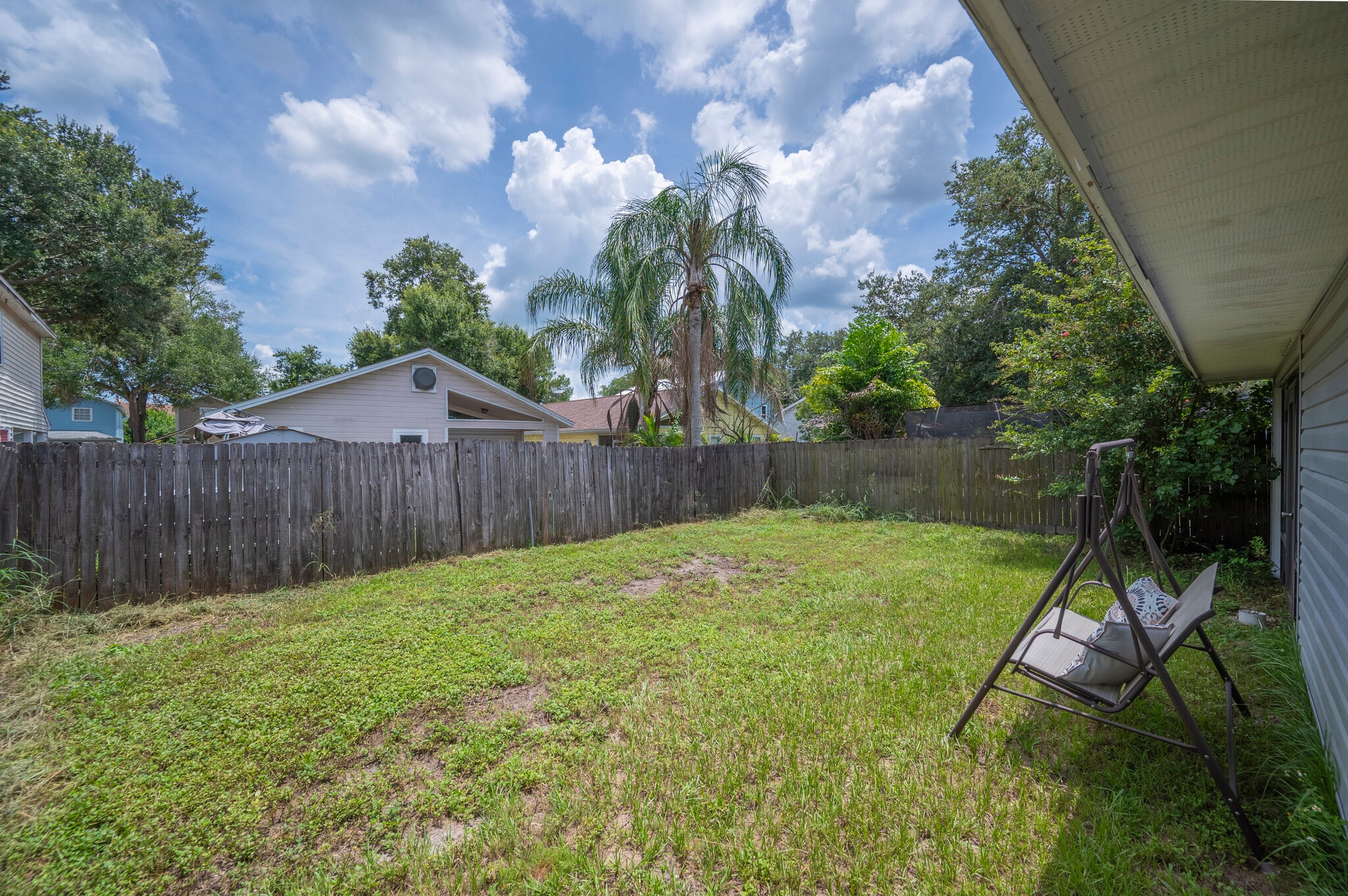 Fenced backyard- privacy fence - 3568 Raintree Ln
