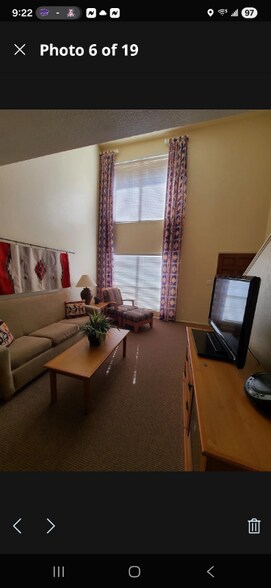 Building Photo - 886 W Galveston St