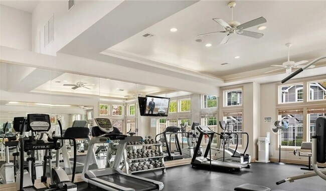 Building Photo - Well-Equipped 2 Bed 2 Bath Sonoma Villero Condo w/ Community Pool, Hot Tub & Exercise Room!