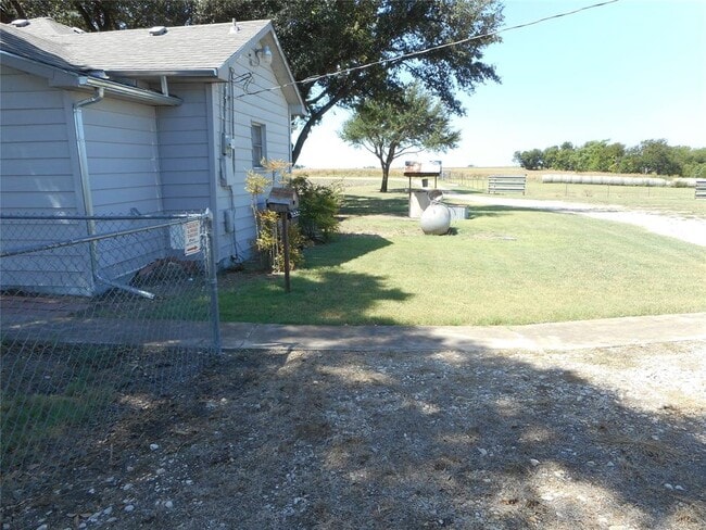 Building Photo - 2301 Co Rd 348