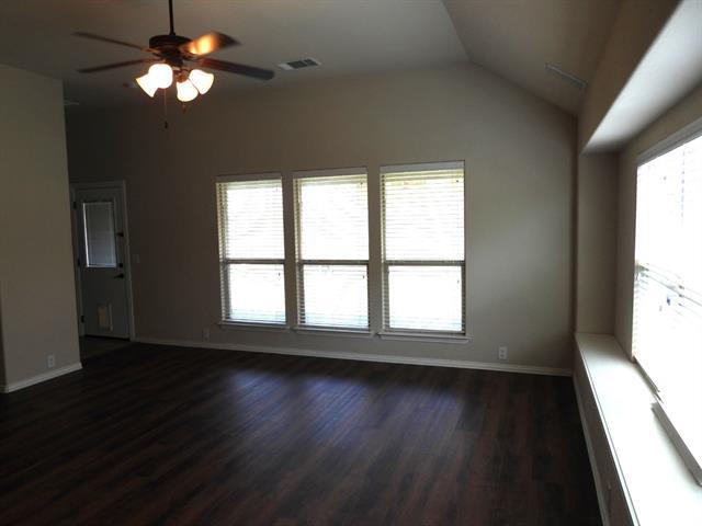 Building Photo - 1311 Fox Glen Trail