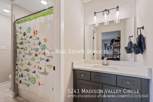 Building Photo - 5241 Madison Vly Ln