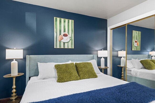 Building Photo - 4845 W 73rd Ave