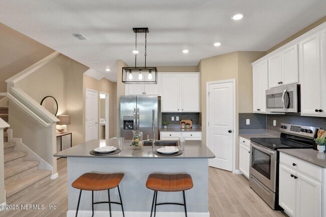 Building Photo - 415 Boracay Cir