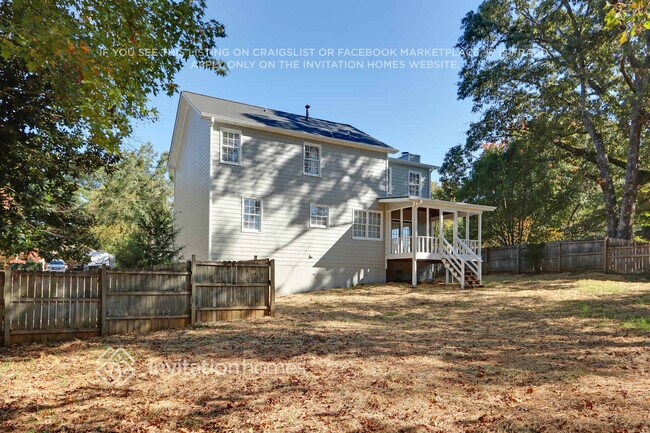 Building Photo - 6186 Pinewood Dr SE