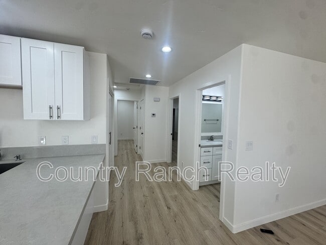 Building Photo - 5657 Rocky Rd