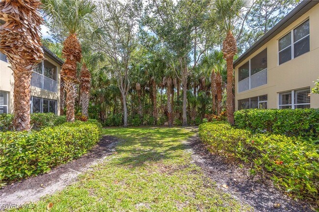 Building Photo - 2012 Tarpon Bay Dr N