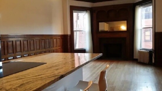 Building Photo - 849 Beacon St