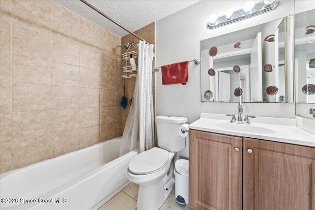 Building Photo - 1730 Anchorage St NW