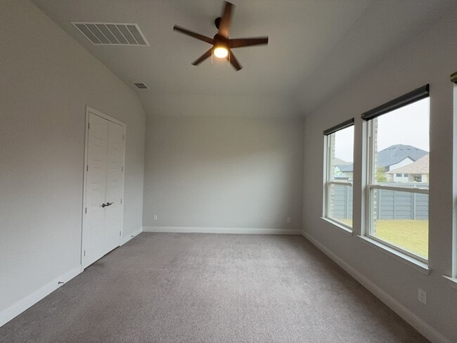 Building Photo - 7021 Lookout Ln