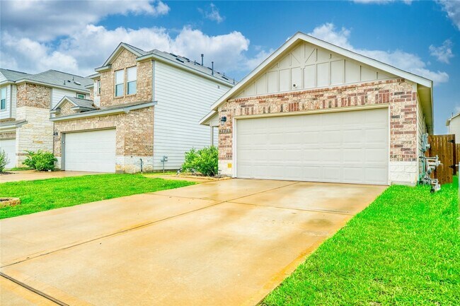 Building Photo - 7919 Cypress Country Dr