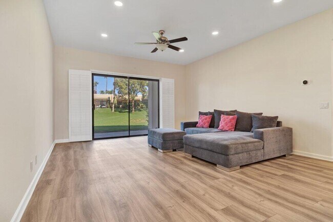 Building Photo - 67278 S Chimayo Dr