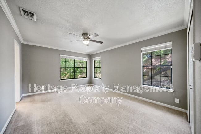 Building Photo - 16722 Lilly Crest Dr