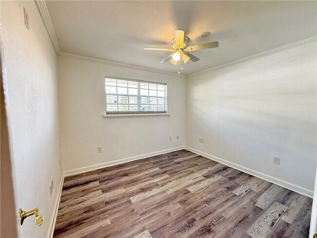 Building Photo - 3324 Davidson Pl