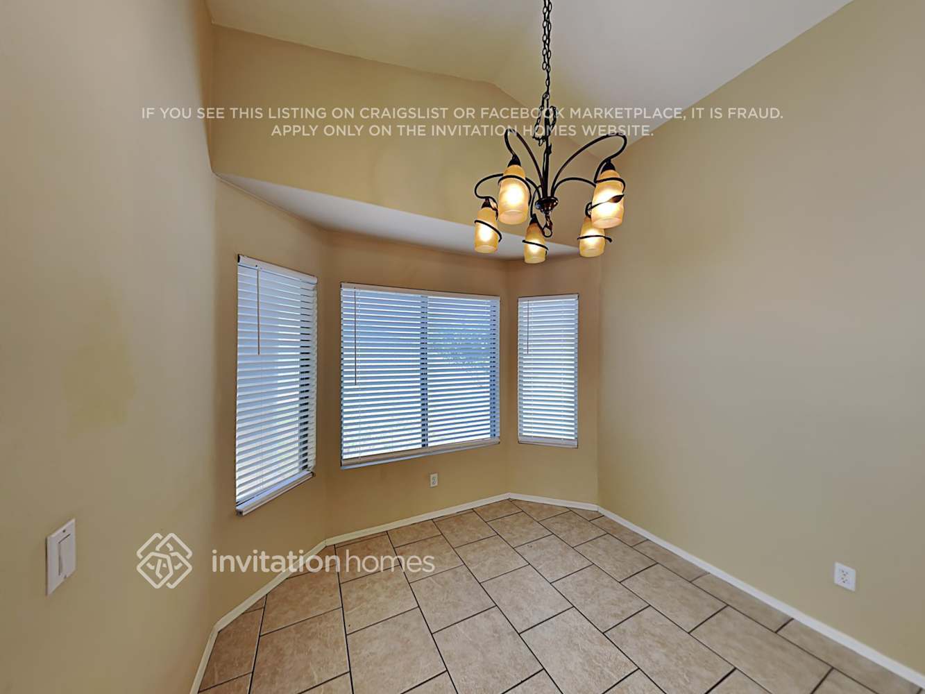 Building Photo - 9119 E Fairfield St