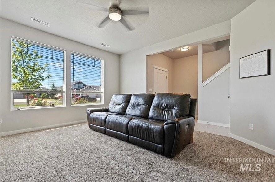 Building Photo - 5668 W Stadium Ln