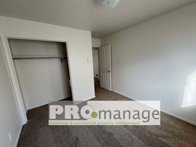 Building Photo - 2185 Stace St
