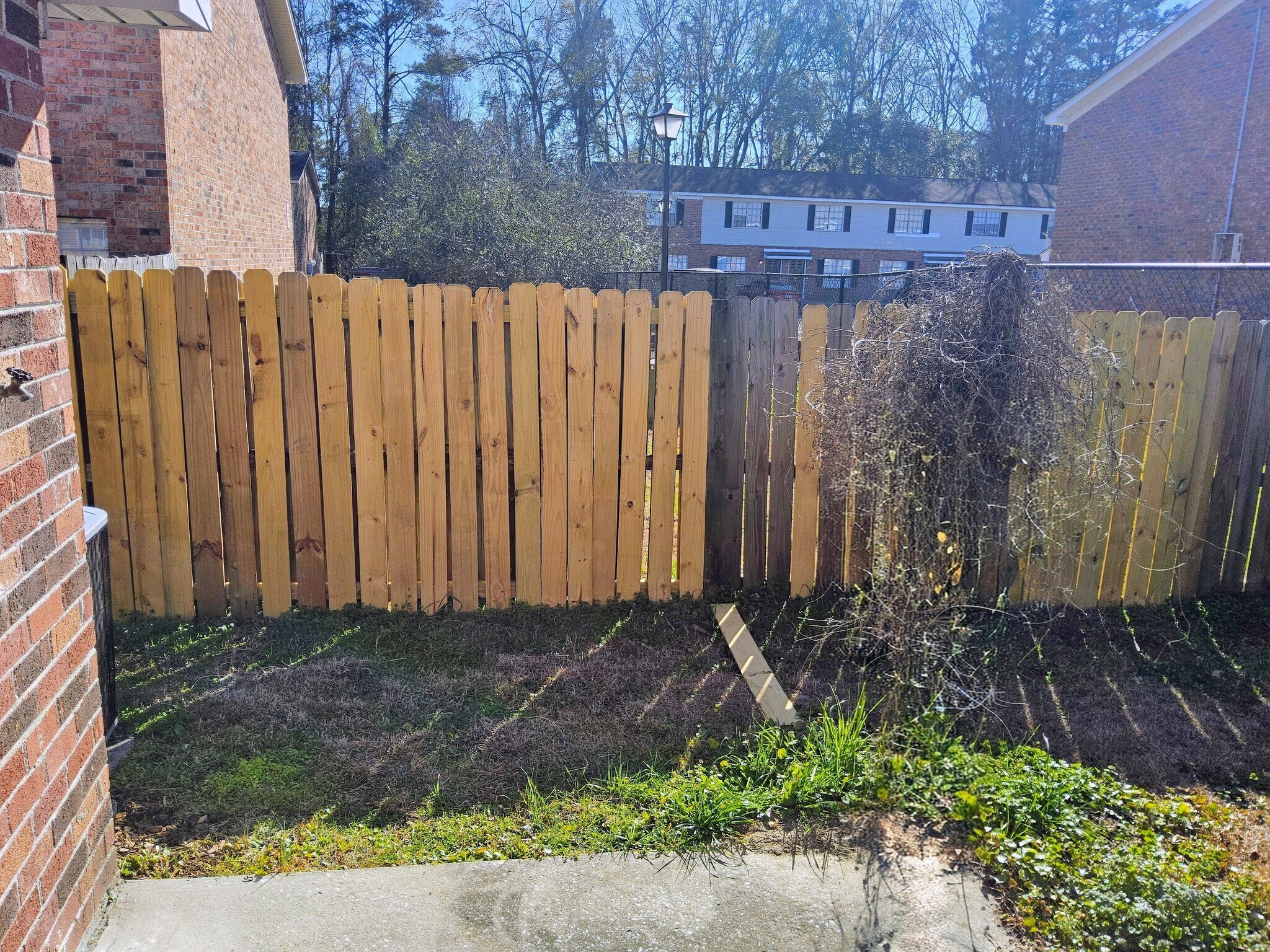 Building Photo - 519 Parkdale Dr