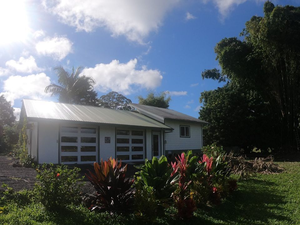 Building Photo - 995 Ainalako Rd