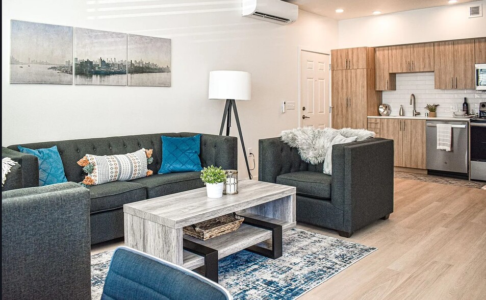 Primary Photo - VESPR Apartments