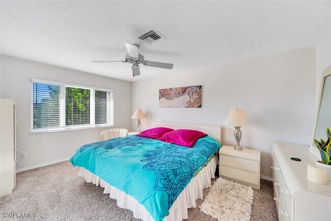 Building Photo - 1645 Spoonbill Ln