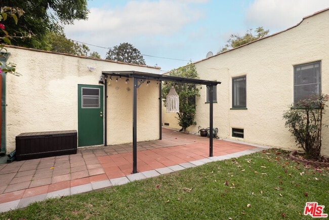 Building Photo - 1710 Glyndon Ave