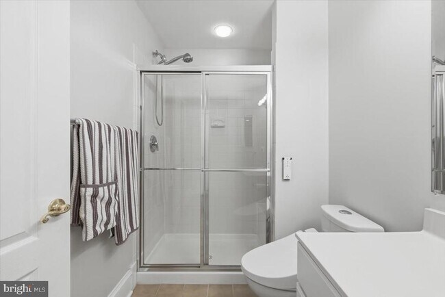 Building Photo - 47791 Macgill Ct