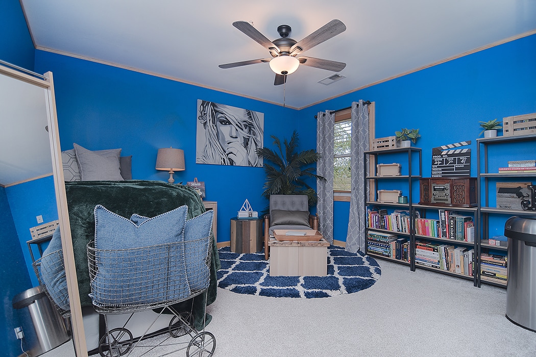 This room is now a neutral color - 16611 Glenfurness Dr