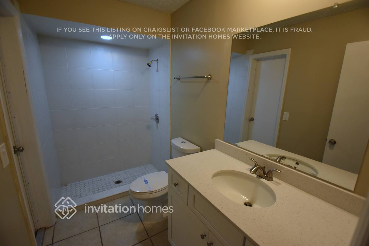 Building Photo - 112 Cottesmore Cir W