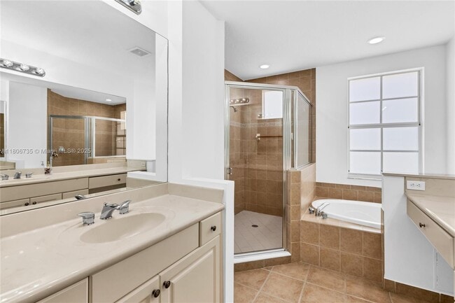 Building Photo - 2509 San Pietro Cir