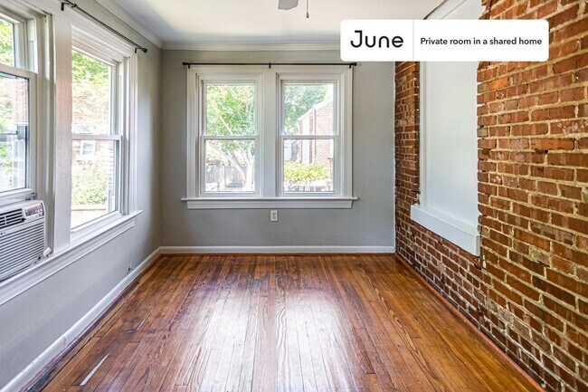 Building Photo - Room in Shared 6 bed/3 bath home in Brookland