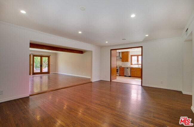 Building Photo - 3363 Colbert Ave