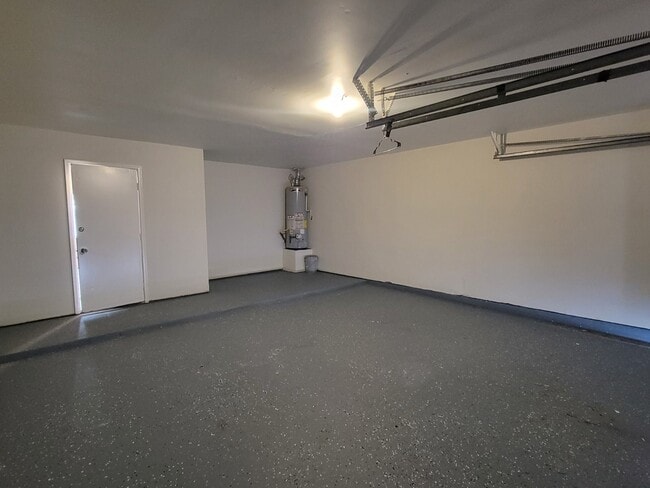 Building Photo - 11651 Woodbuck Trail