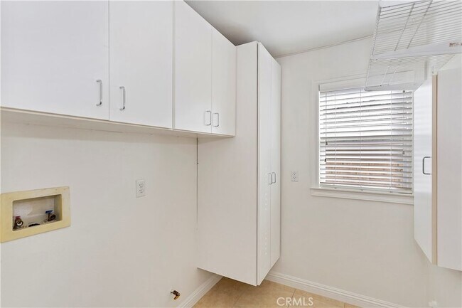 Building Photo - 1678 Honors Cir