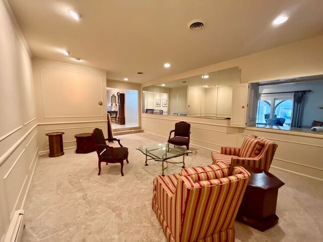 Building Photo - Gorgeous 4 bed 5 bath Luxury rental in Cherry Hills Village!