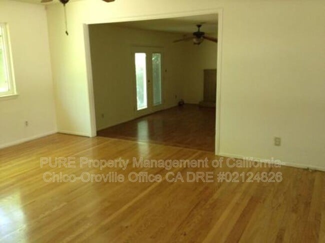 Building Photo - 1265 Zack Cir