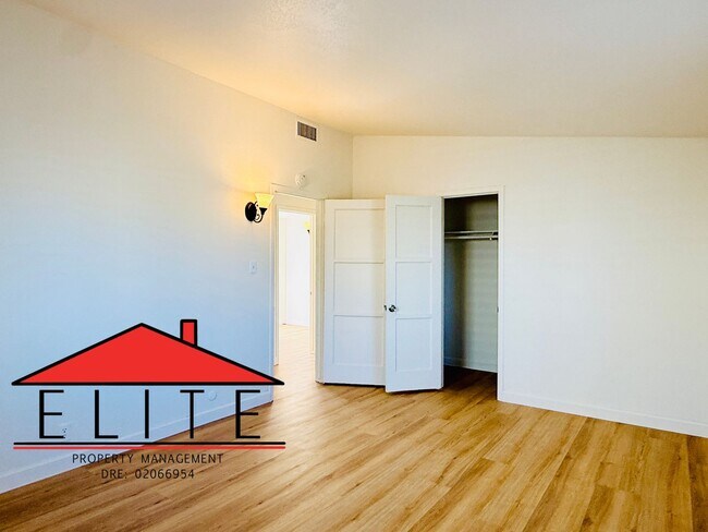 Building Photo - 332AL