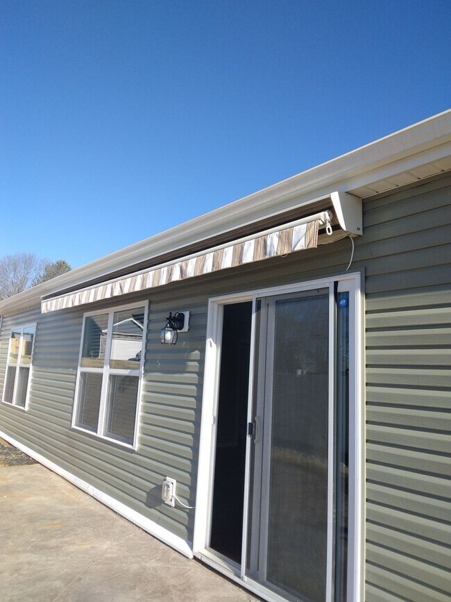 Building Photo - Single Family Home in Talbott, TN