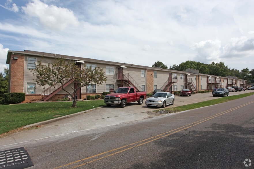 Building Photo - Knight Road Apartments