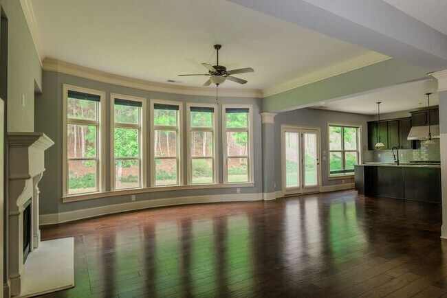 Building Photo - 5840 Springbox Dr Suwanee, GA 30024