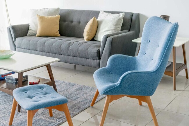 Building Photo - 3250 NE 1st Ave