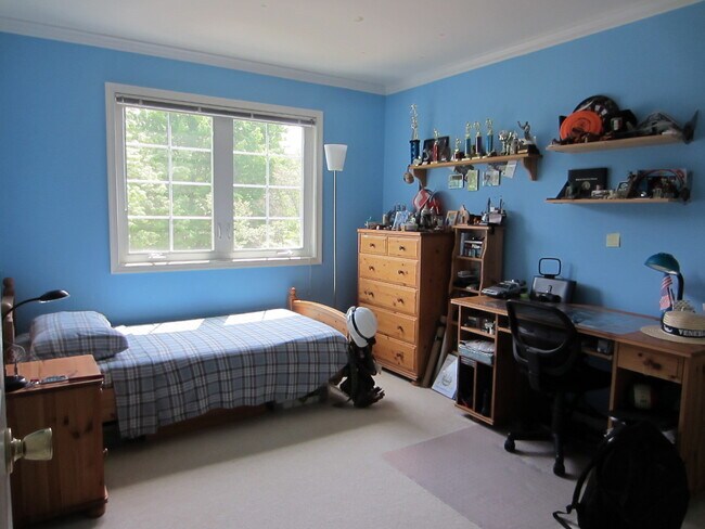 Building Photo - 6315 Victorious Song Ln